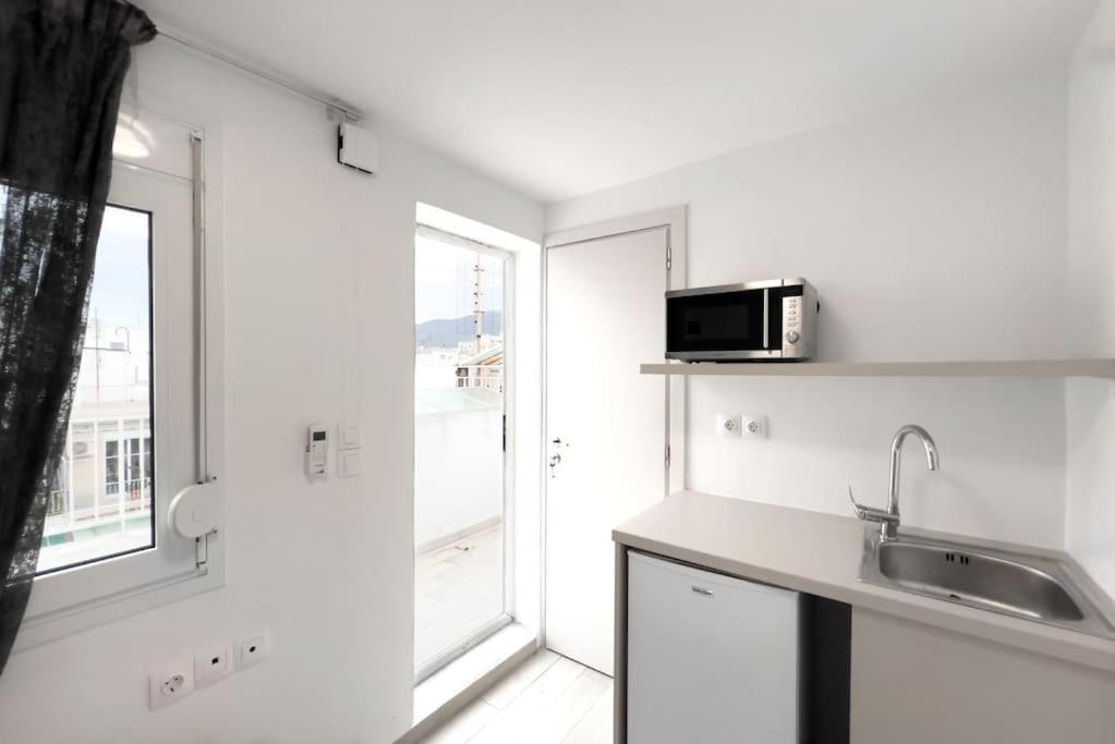 Spacious Penthouse Near Downtown Atenas Exterior foto