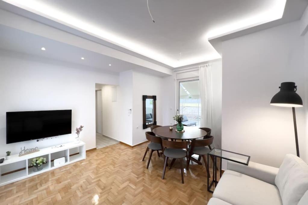 Spacious Penthouse Near Downtown Atenas Exterior foto
