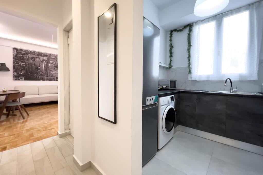 Spacious Penthouse Near Downtown Atenas Exterior foto