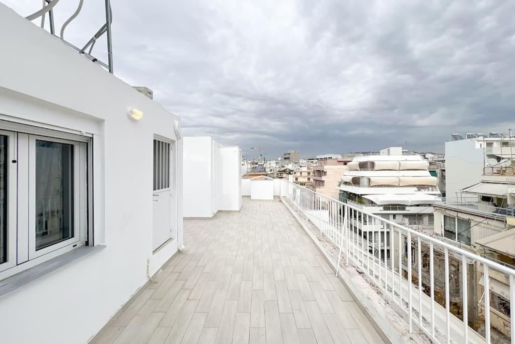 Spacious Penthouse Near Downtown Atenas Exterior foto